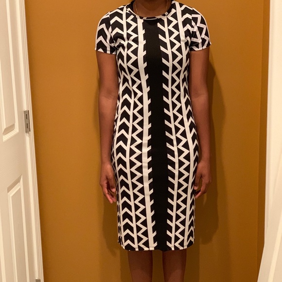 Tribal dress - Picture 3 of 5